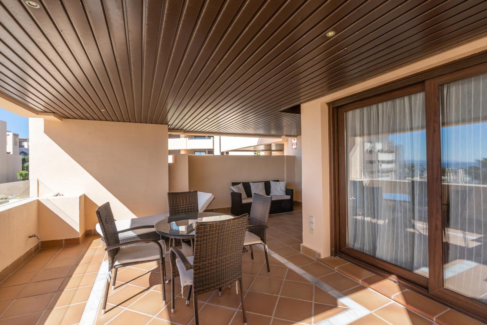 Bahia Boutique Apartments Estepona Ngoại thất bức ảnh