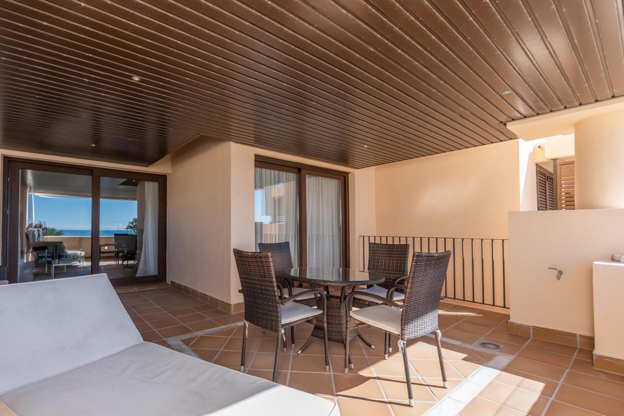 Bahia Boutique Apartments Estepona Ngoại thất bức ảnh