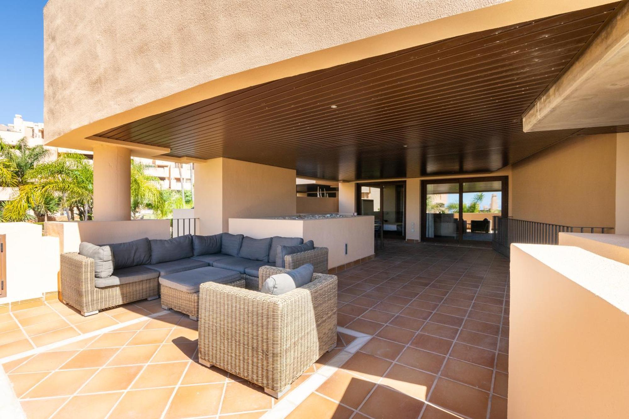 Bahia Boutique Apartments Estepona Ngoại thất bức ảnh